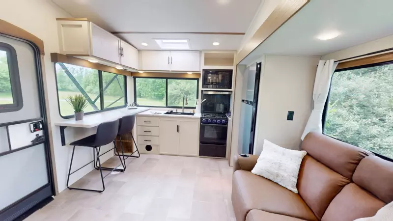 235RW Floorplan Main Room