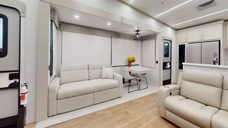 384RKH Floorplan Main Room