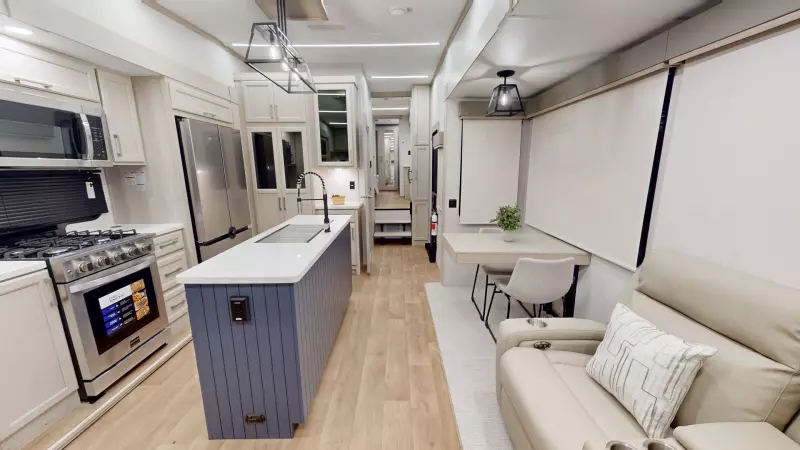 383RLH Floorplan Main Room